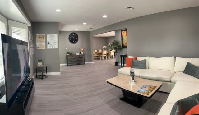 SAFE HAVEN SENIOR LIVING