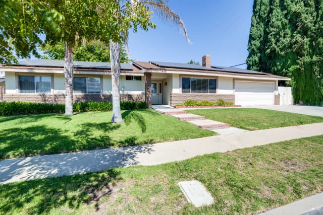 COLONY OF THOUSAND OAKS AT SIDLEE EAST INC